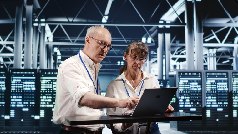 Network Monitoring Vs Manual Troubleshooting: What Works Better for Modern Businesses?